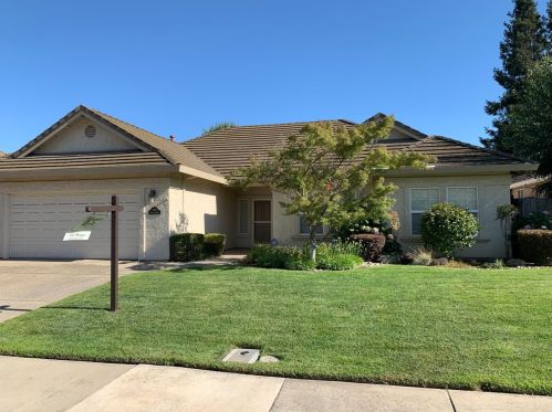 2820 Stratford Ln, Lodi, CA 95242-9663