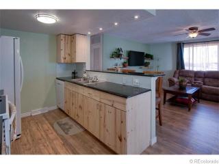 1320 Sable Blvd, Denver CO  80011-6830 exterior
