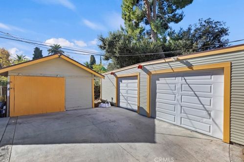3892 Linwood Pl, Riverside CA  92506-1889 exterior