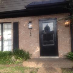 1001 Ripple Creek Dr, Houston TX  77057-1019 exterior
