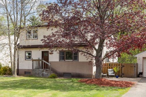 3874 County Line, Saint Paul MN  55110-1835 exterior