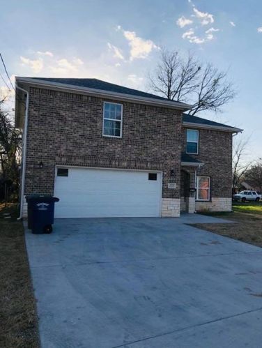 2428 Gdn Dr, Dallas TX  75215-4543 exterior