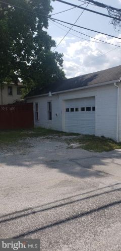 500 Franklin St, Hanover PA  17331-3912 exterior