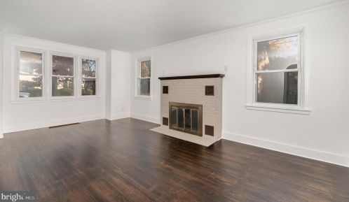 226 Baltimore St, Carlisle PA 17013-3702 exterior