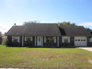 955 Wedgewood Way, Hinesville, GA 31313-4945