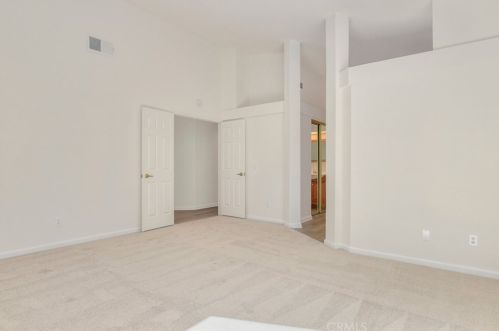 6670 Avenida Michaelinda, Riverside CA  92509-7227 exterior