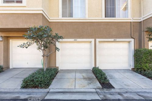 1804 Crescent Oak, Irvine CA  92618-4027 exterior