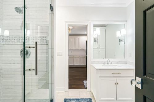 5380 High Point Mnr, Atlanta GA  30342-2000 exterior