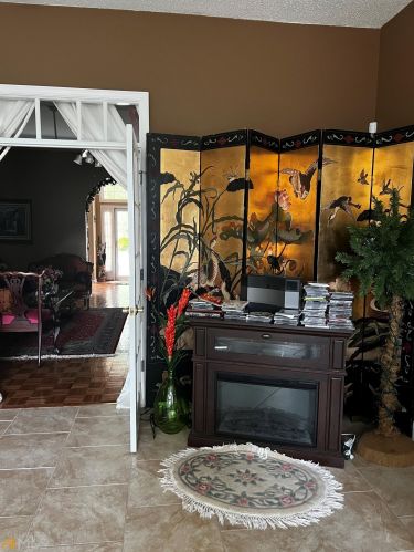 103 Paradise Ct, Kathleen, GA 31047-2141