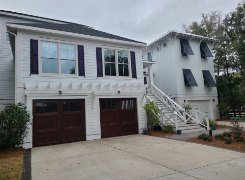 115 2nd St, Mount Pleasant, SC 29464-2775