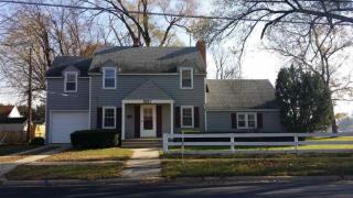 2211 Ridge Ave, Rockford, IL 61115-7652
