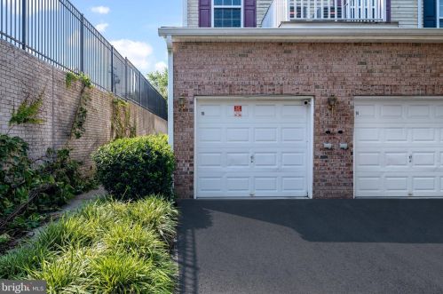 16 Lalor St, Trenton NJ  08611-3504 exterior