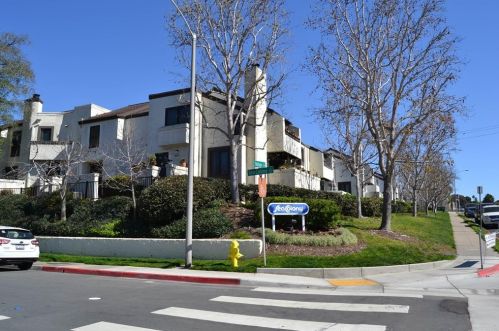 2254 Caminito Pajarito, San Diego, CA 92107-1945