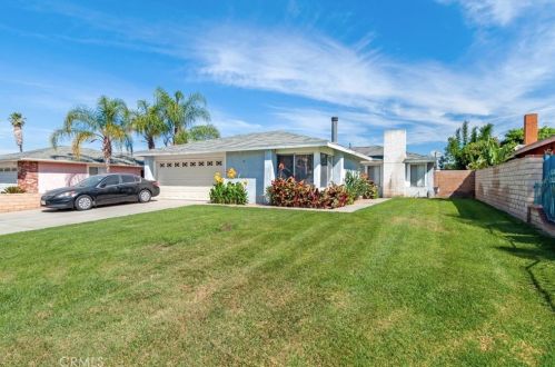 11761 Independence St, Riverside, CA 92503-5016