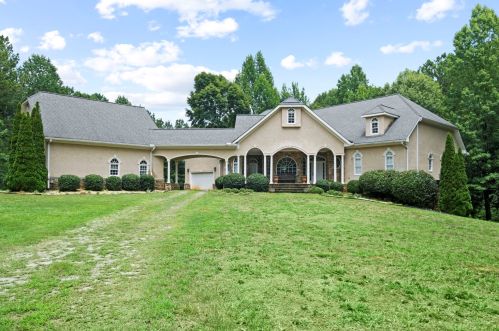 20 Clydesdale Ct, Newnan, GA 30263-7407