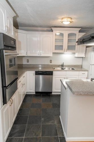115 Biscayne Dr, Atlanta GA  30309-1003 exterior