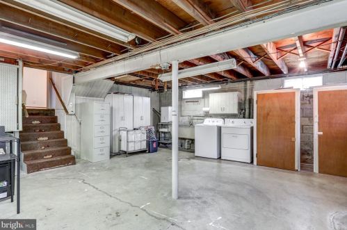 1651 Sunset Ave, Lancaster PA  17601-4355 exterior