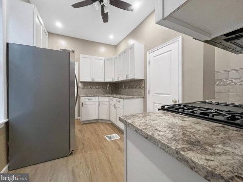 2461 20 St, Philadelphia PA 19132-3723 exterior