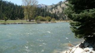 28 Shore Dr, Lowman, ID 83637-7018