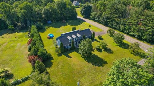 33 Granby Farms Rd, Granby, CT 06035-2028