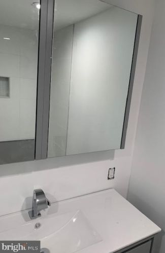 2024 4 St, Philadelphia PA 19122-1508 exterior