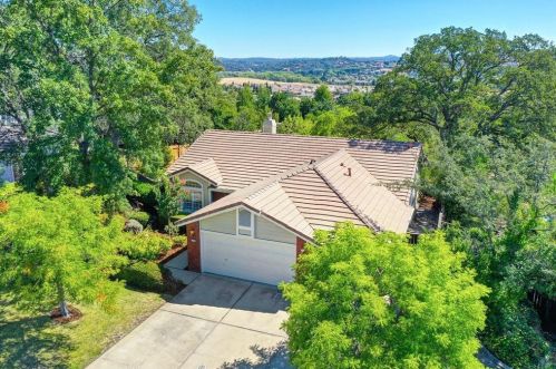 110 Marvin Ct, Folsom, CA 95630-5236