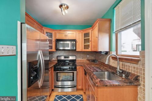 812 12 St, Philadelphia PA 19147-2624 exterior