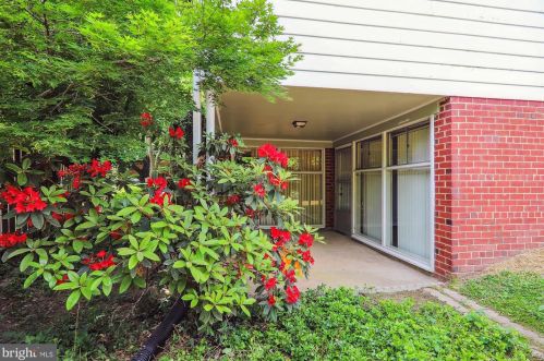 2205 Richland Pl, Silver Spring MD 20910-2331 exterior