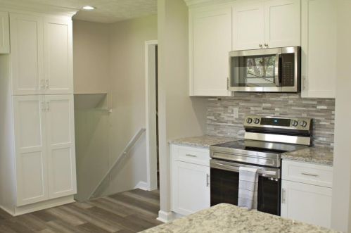 187 Greenbriar Ct, Conyers GA  30094-4214 exterior
