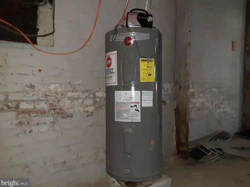 236 Ross St, Lancaster PA  17602-1940 exterior