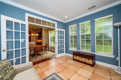 10 Monaco Dr, Trenton NJ  08691-3749 exterior