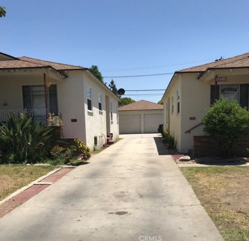 15544 Colorado Ave, Paramount, CA 90723-4209