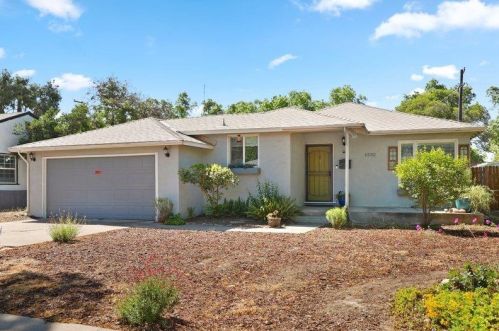 1532 Roseburg Ave, Modesto, CA 95350-4859