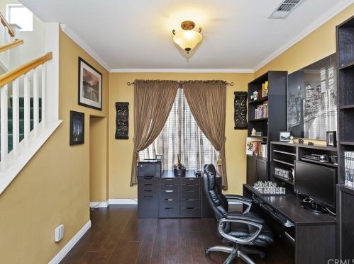 17488 Meadow Rock Dr, Riverside CA  92503-8702 exterior