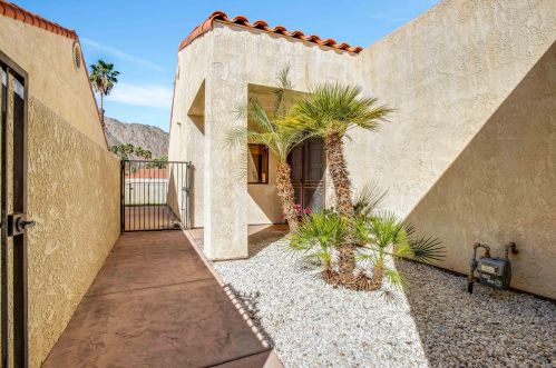 49455 Avenida Club La Quinta, La Quinta, CA 92253-2706