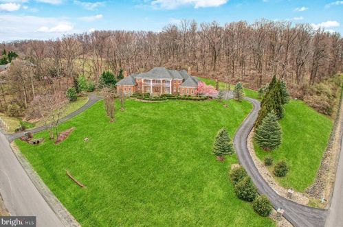 40573 Spectacular Bid Pl, Leesburg, VA 20176-7184