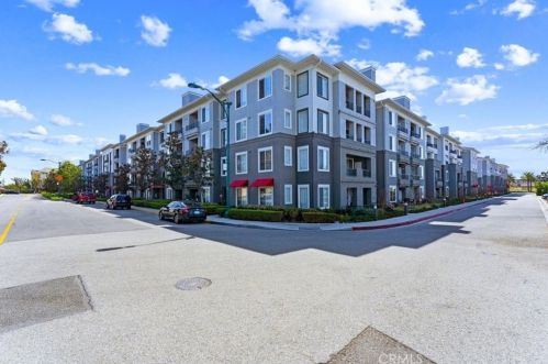 1801 Katella Ave, Anaheim CA  92804-6620 exterior