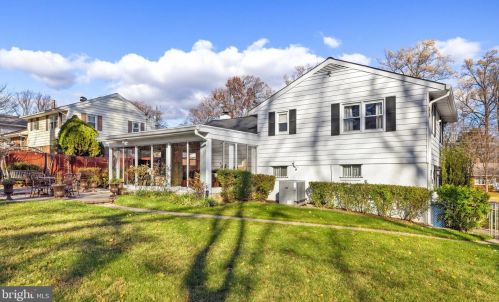 5209 Light St, Springfield VA  22151-2522 exterior