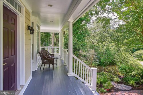 5800 Hall St, Springfield, VA 22015-3628