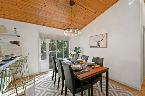 10607 Alder Creek Rd, Truckee CA  96161-2542 exterior