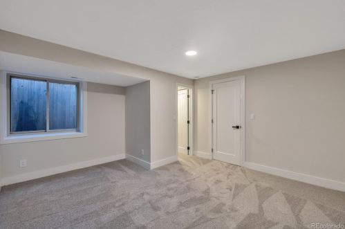 6446 Picadilly St, Aurora CO  80016-1336 exterior