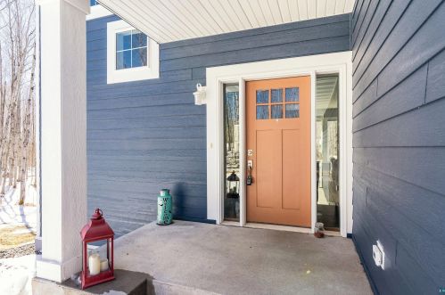 4966 Trails End Dr, Duluth MN  55811-3688 exterior