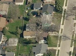 740 Hillcrest Dr, Romeoville, IL 60446-1105