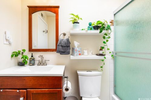 430 Girard St, San Francisco CA 94134-2110 exterior