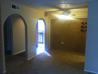 512 Riverside Dr, Austin TX  78704-1321 exterior