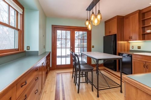 2381 Carter Ave, Saint Paul MN  55108-1625 exterior