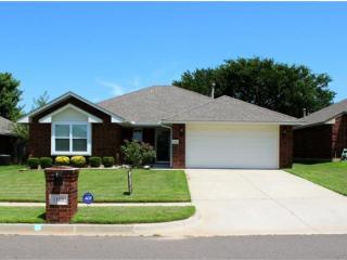 1105 Caracara Dr, Norman, OK 73072-8405