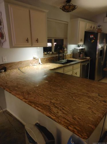 534 Rolling Hl Rd, Vista CA 92081-7513 exterior