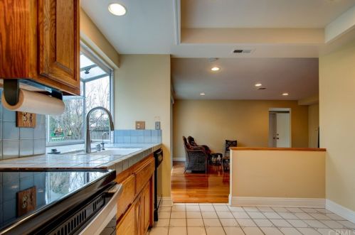 14901 Dahlquist Rd, Irvine CA  92604-2901 exterior