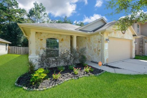9553 Woodmark, Conroe TX  77304-1788 exterior